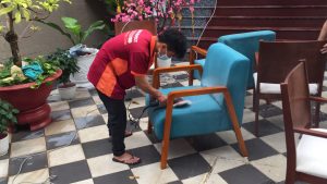 Giặt ghế sofa