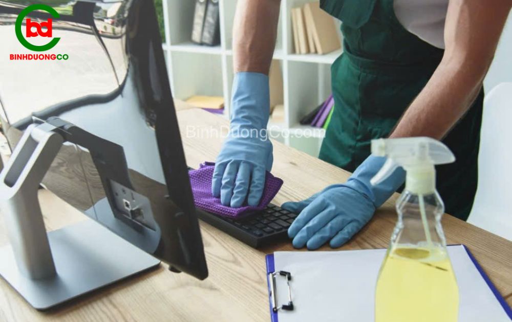 Dịch Vụ Tạp Vụ Chuyên Nghiệp