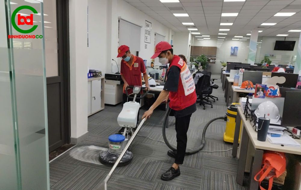 quy trình giặt thảm văn phòng